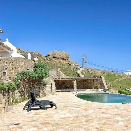 Lia Luxury Καλαφάτη