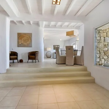 Lia Luxury Villa *