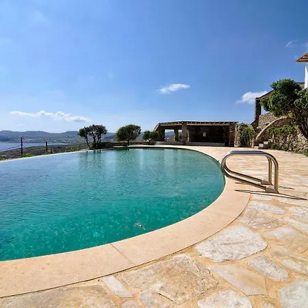 Lia Luxury Villa Kalafatis